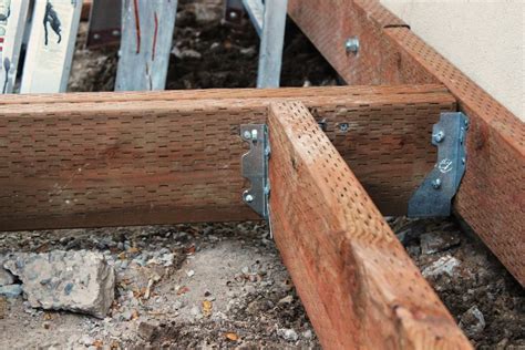 how to install electrical box bracket between joists|install ceiling box between joists.